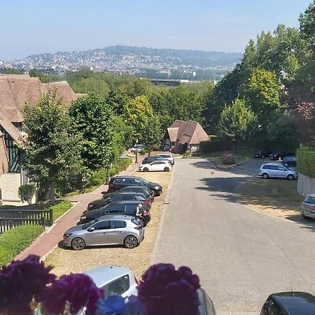 Appartement Domaine Des Yearlings 도빌 외부 사진